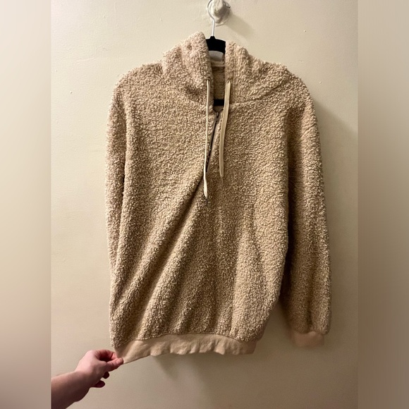 Teddy Bear Shearling Camel Hoodie - Picture 7 of 7